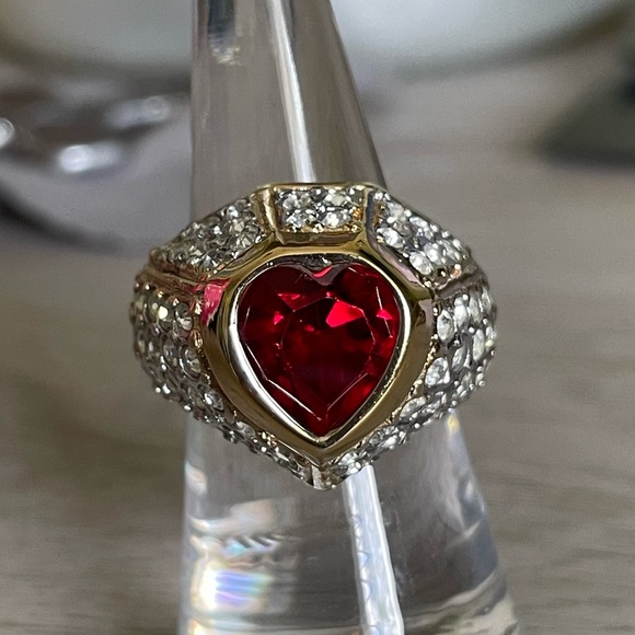 • Gold Plated Heart Ring • - Picture 13 of 14